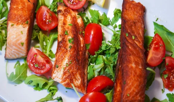 Grilled Salmon with Rocket